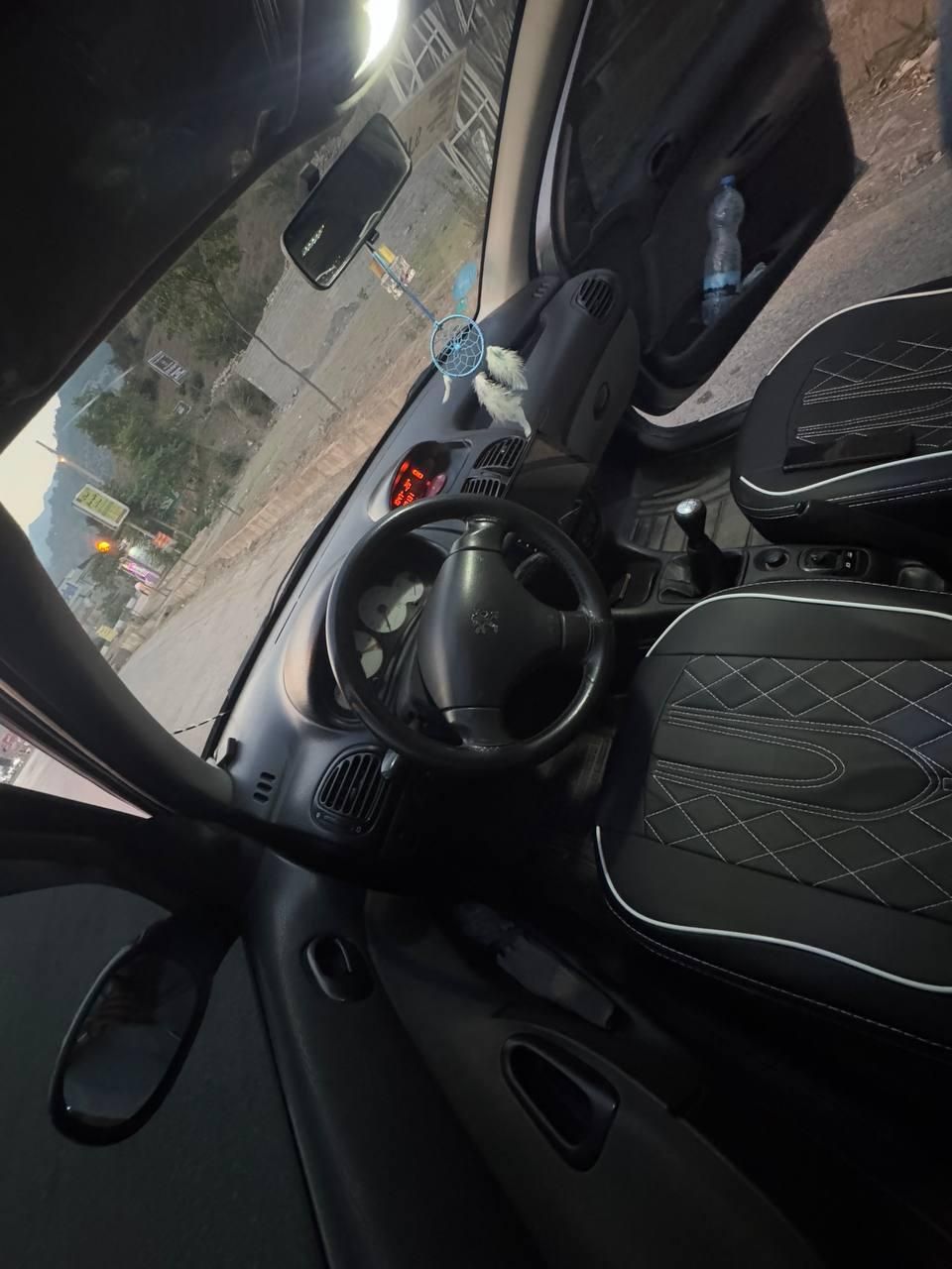 پژو ۲۰۶ صندوق دار v8 - 1392