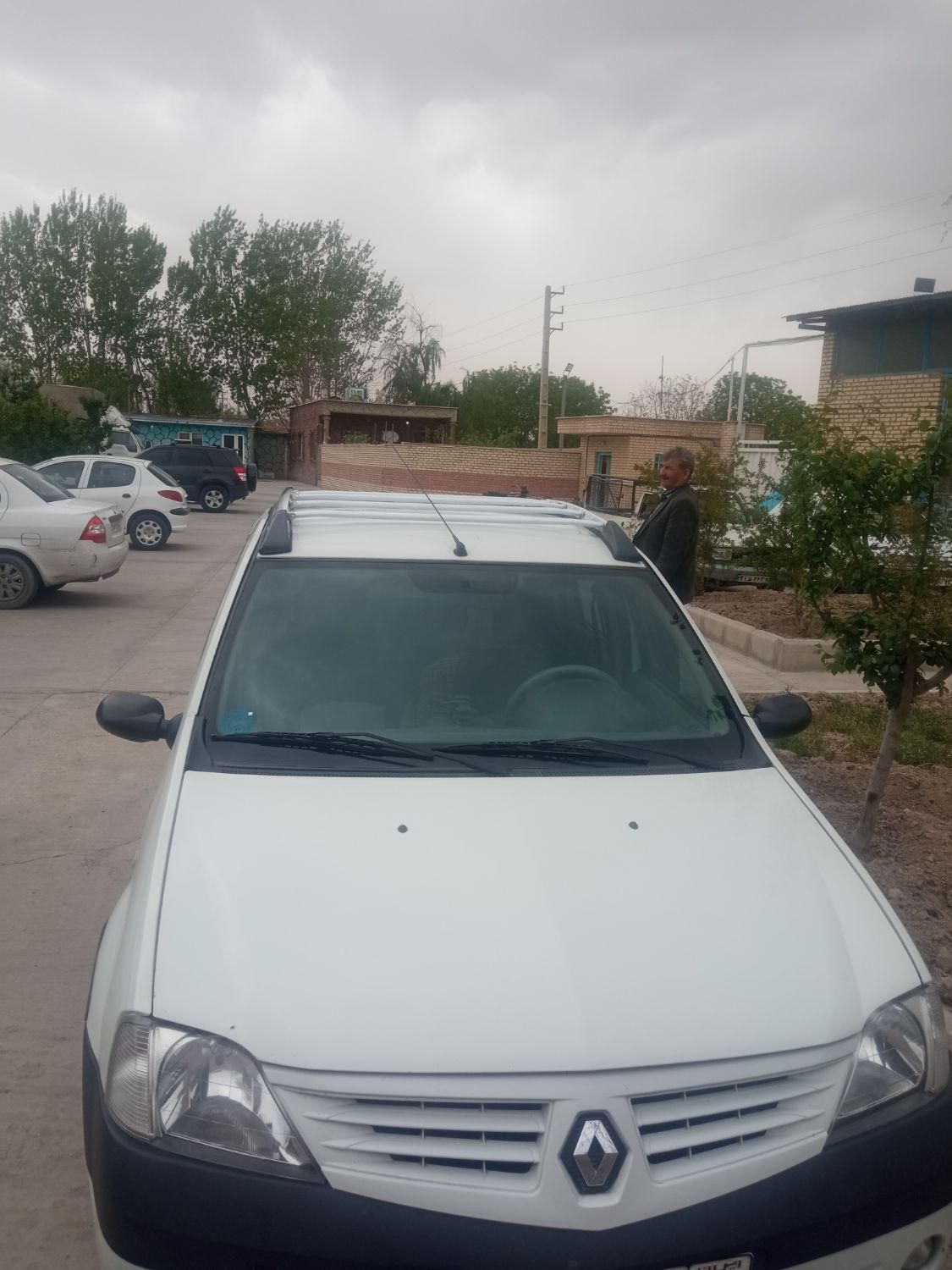 خودرو رنو، تندر 90 آگهی ann_19495664