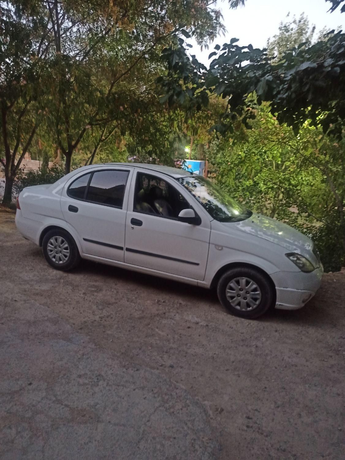 تیبا صندوق دار SX - 1398