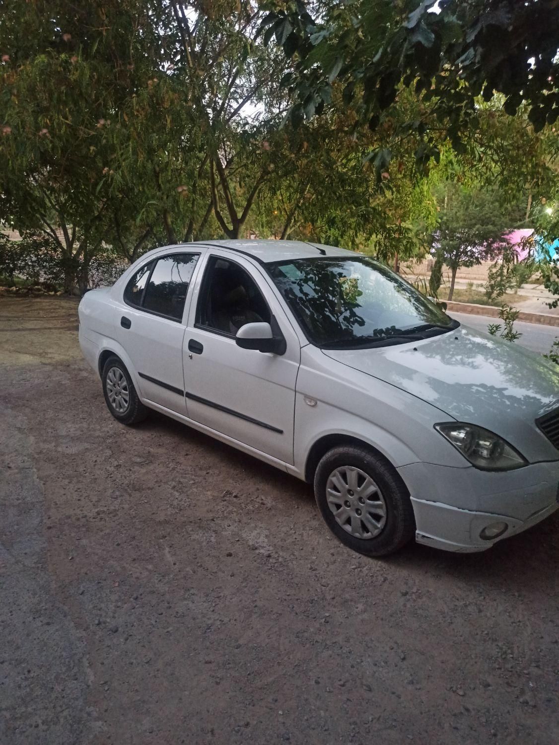 تیبا صندوق دار SX - 1398