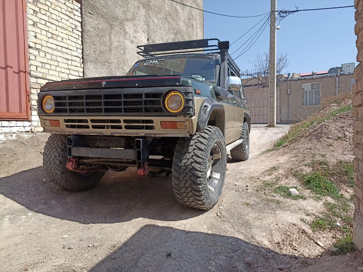 نیسان پاترول چهار درب 6 سیلندر - 1372