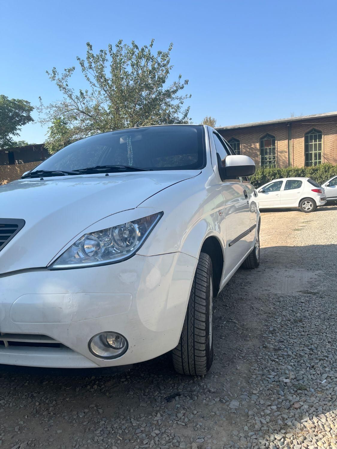 تیبا صندوق دار SX - 1399