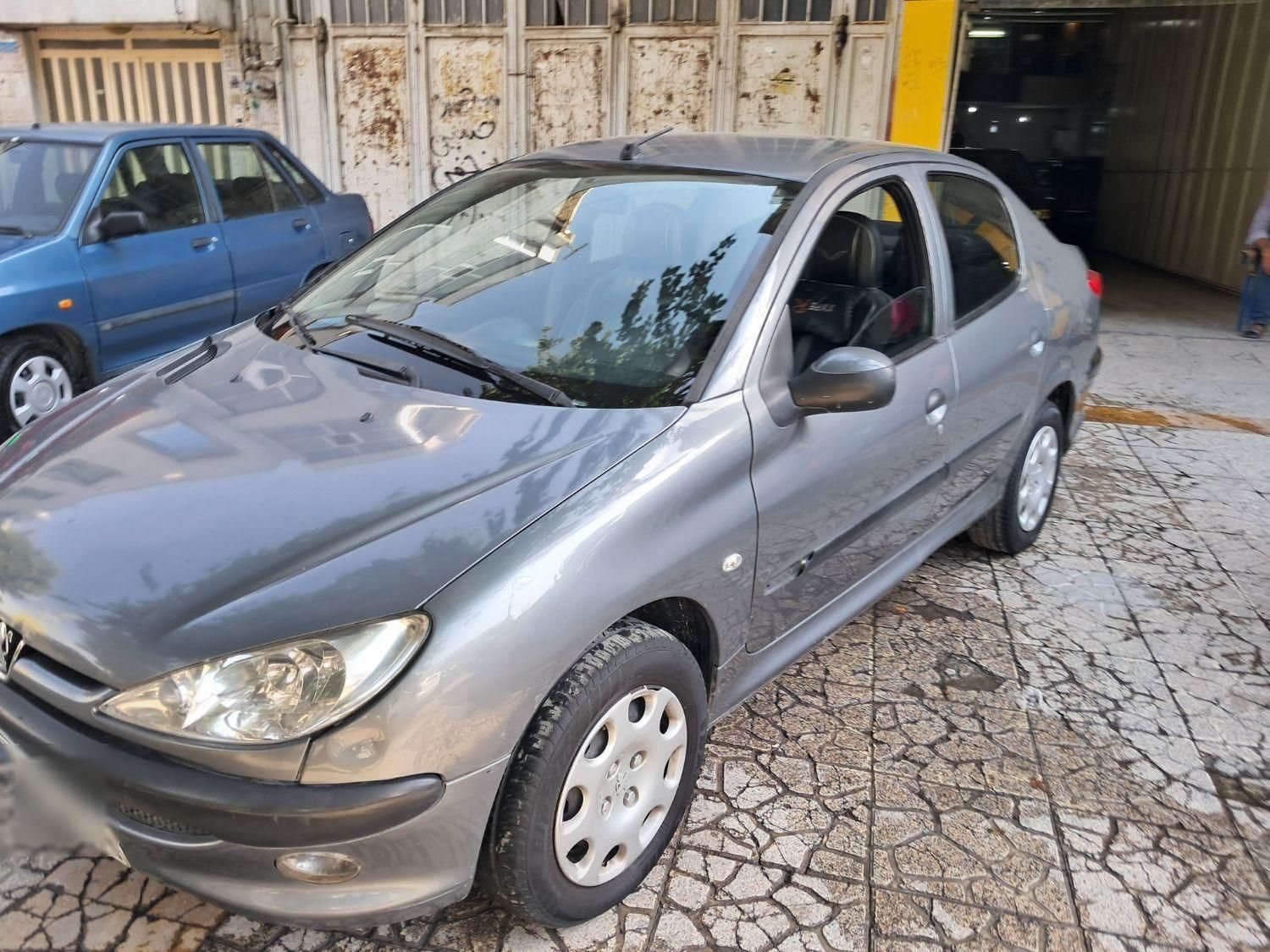 پژو ۲۰۶ صندوق دار v8 - 1394