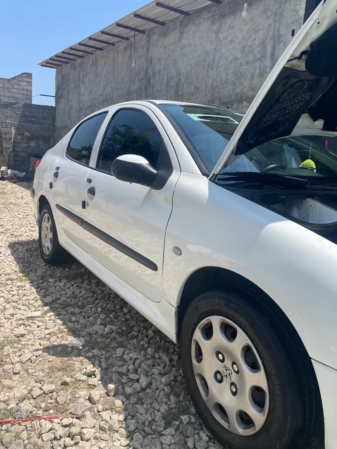 پژو ۲۰۶ صندوق دار v8 - 1395