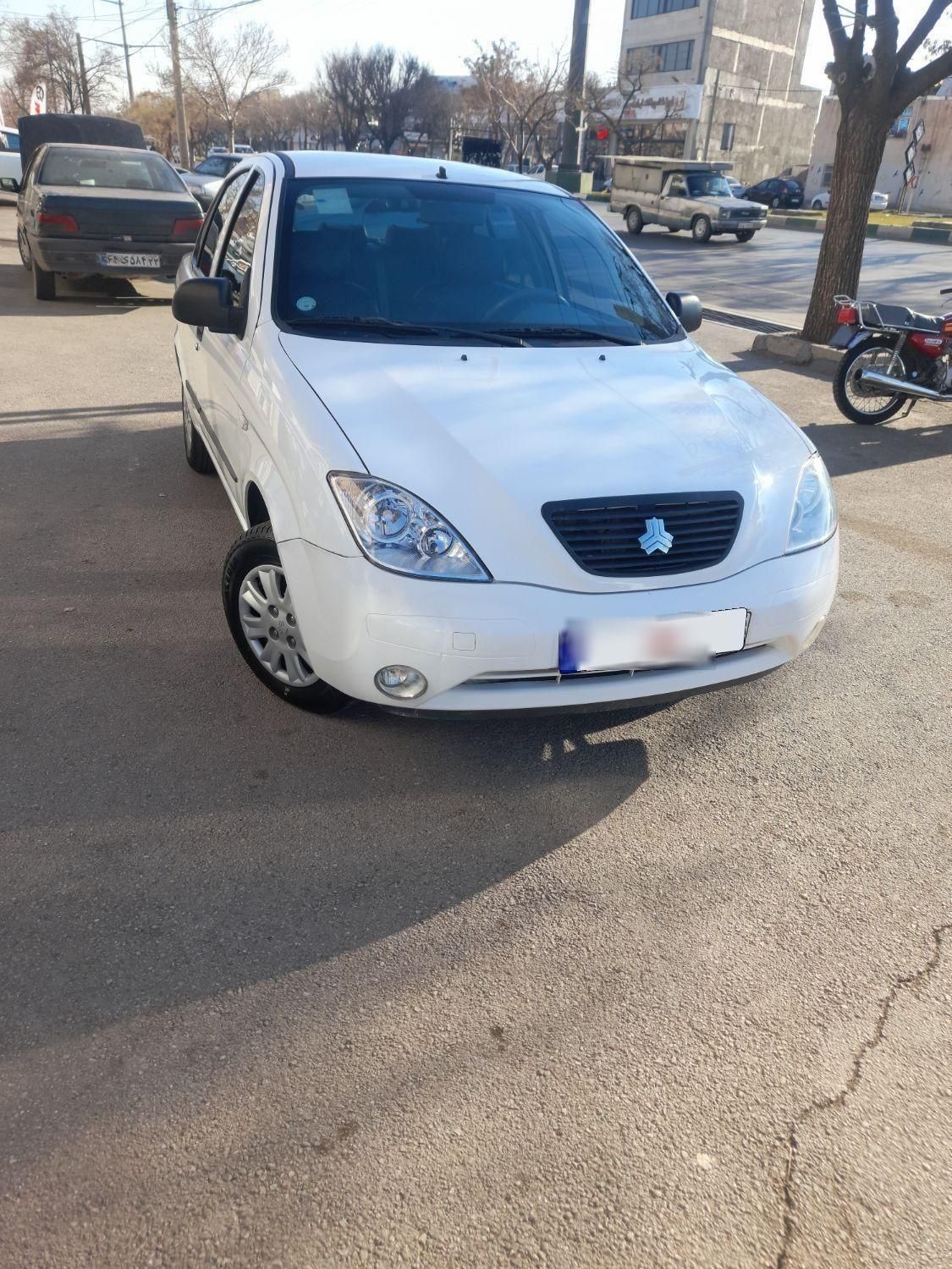 تیبا صندوق دار SX - 1399