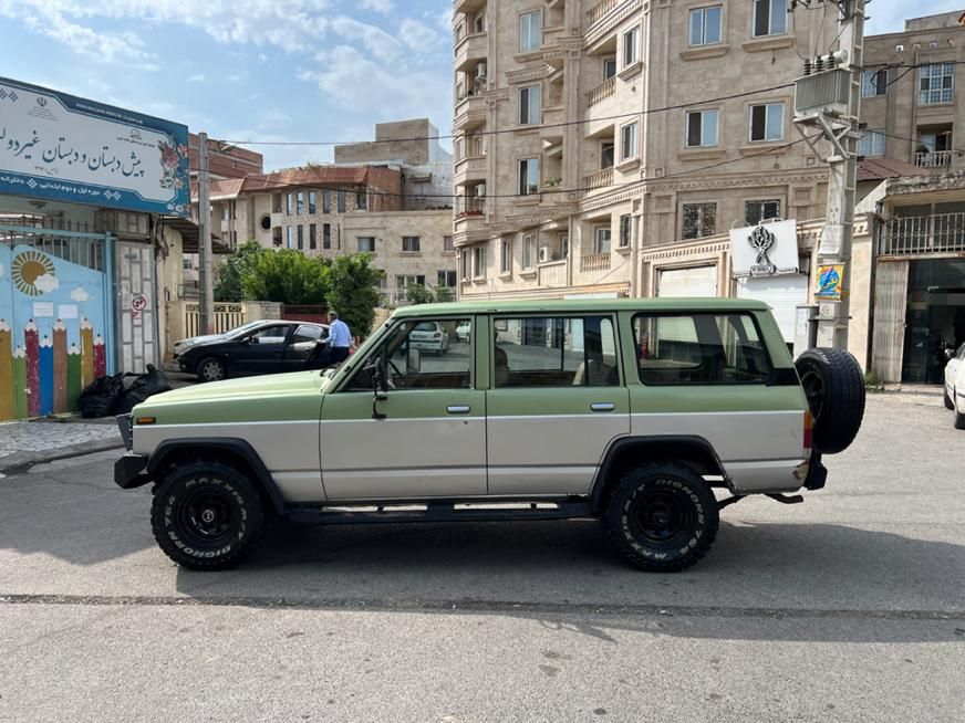 نیسان پاترول چهار درب 6 سیلندر - 1373