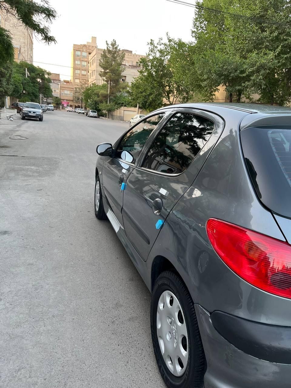 پژو 206 تیپ 5 - 1395