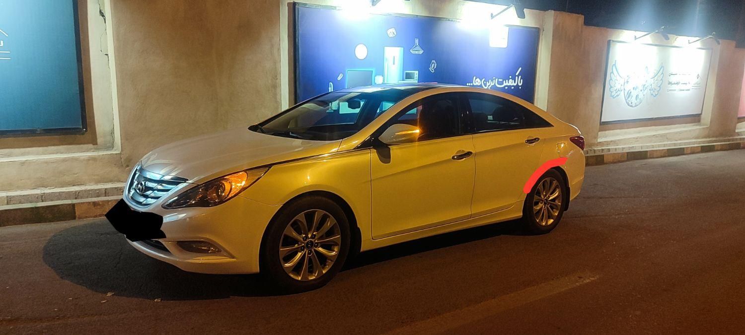 هیوندای سوناتا فول YF - 2011