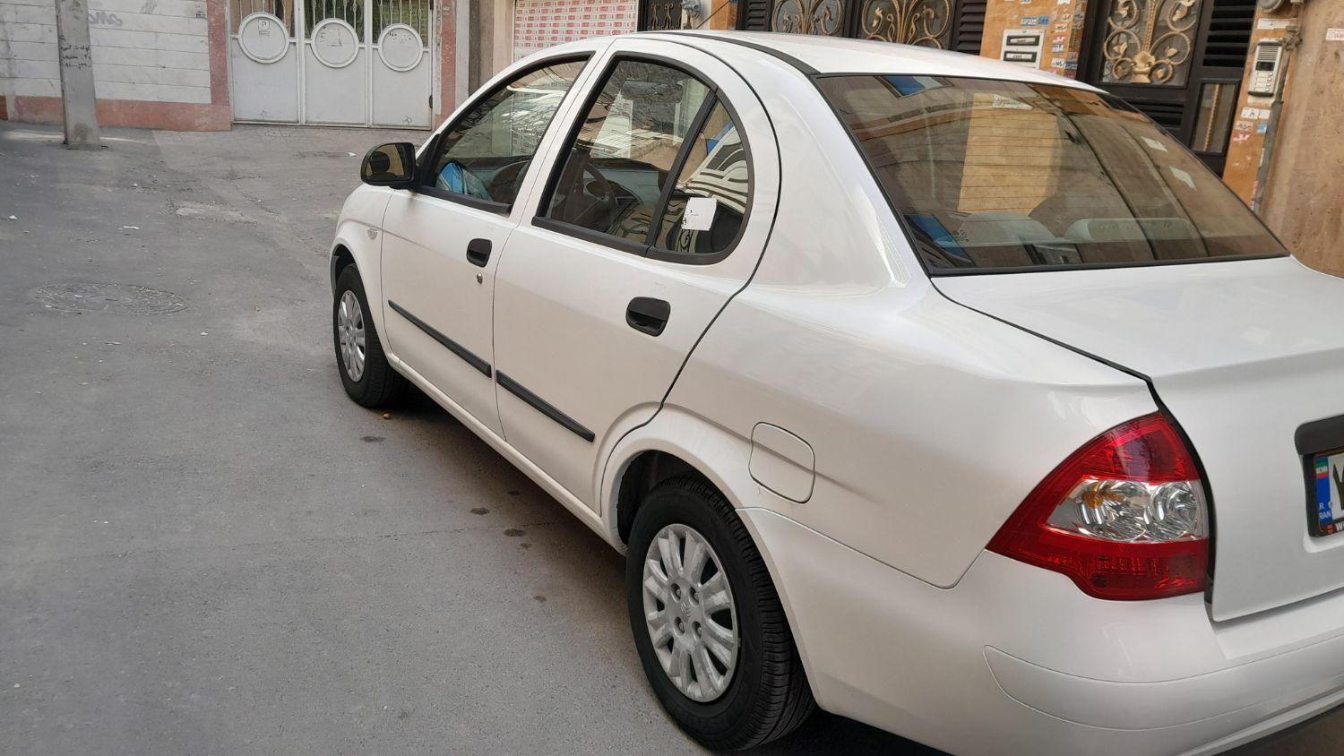 تیبا صندوق دار SX - 1400