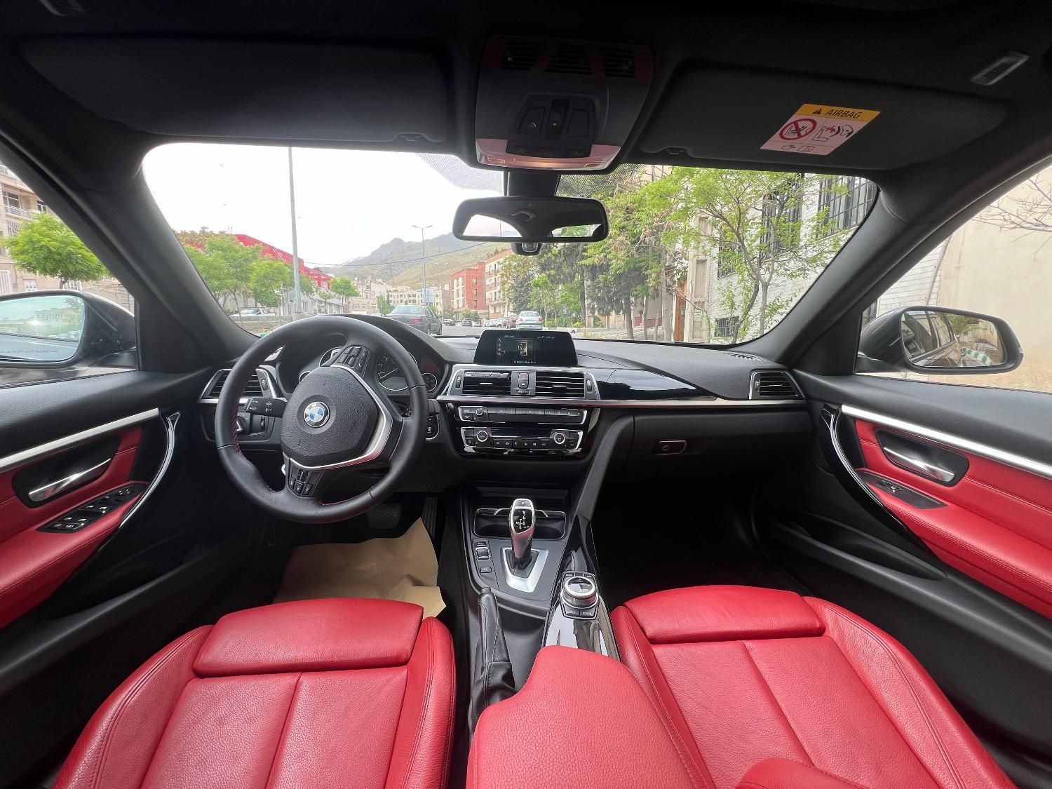 ب ام و سری 3 سدان 320i - 2018