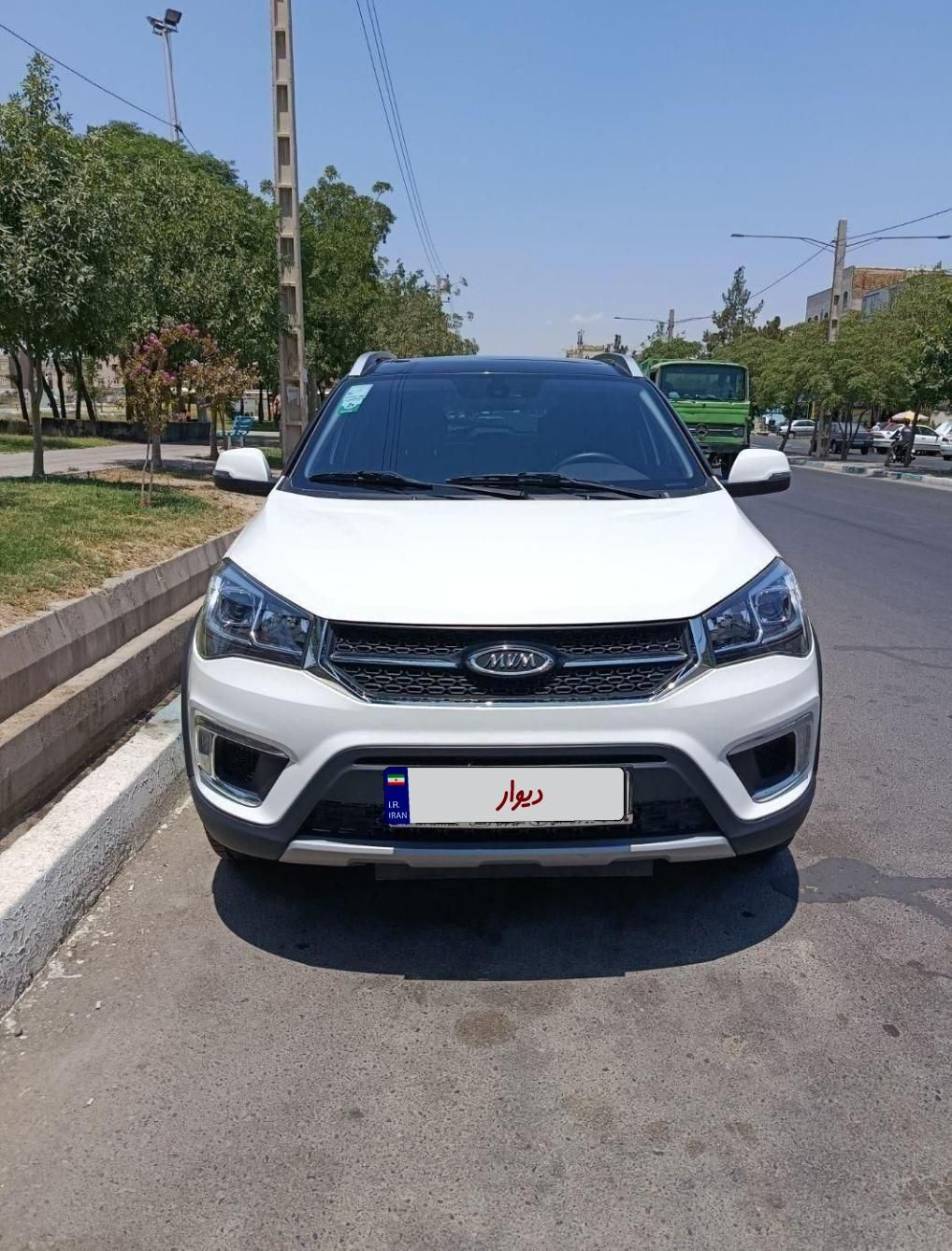 خودرو ام وی ام، X22 آگهی ann_19497239