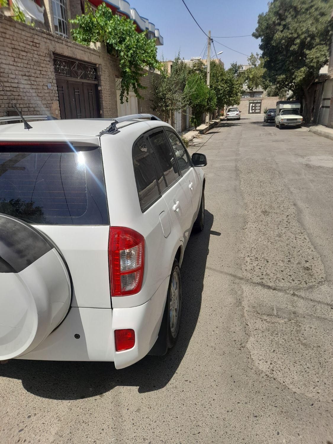 ام وی ام X33 دنده‌ای ساده - 1394