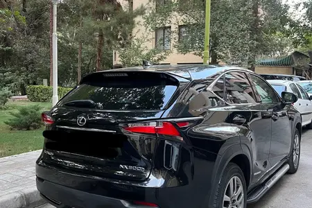 لکسوس NX هیبرید 300H - 2015