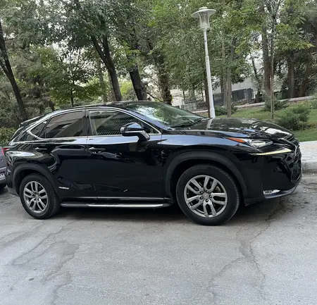 لکسوس NX هیبرید 300H - 2015