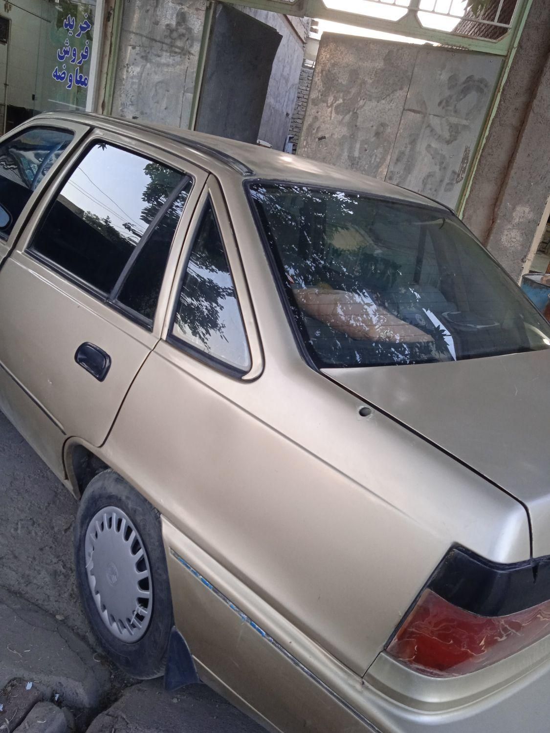 دوو سیلو سدان - 1378