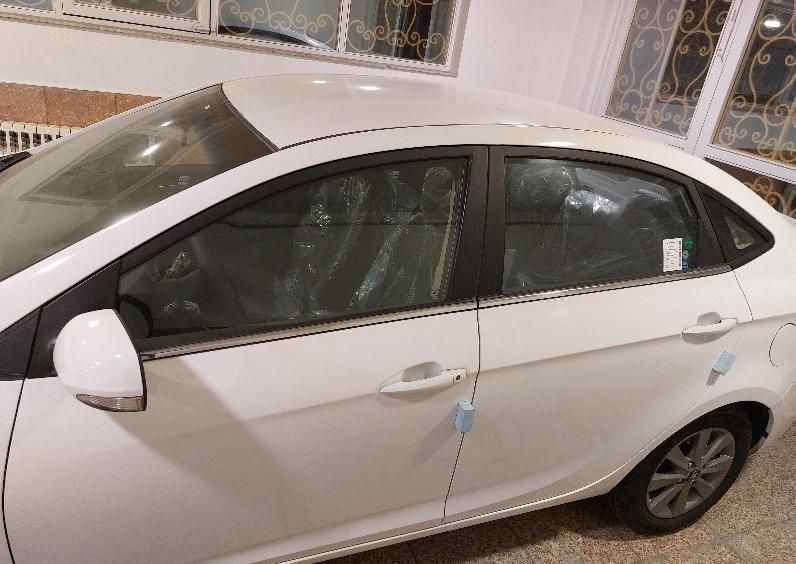 جک J4 اتوماتیک ساده - 1404
