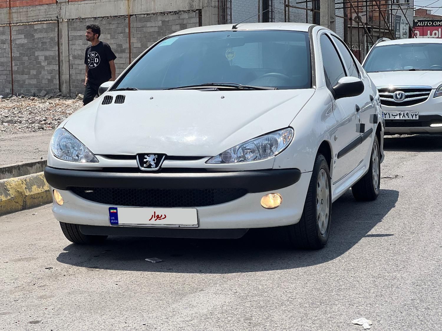 پژو ۲۰۶ صندوق دار v8 - 1396