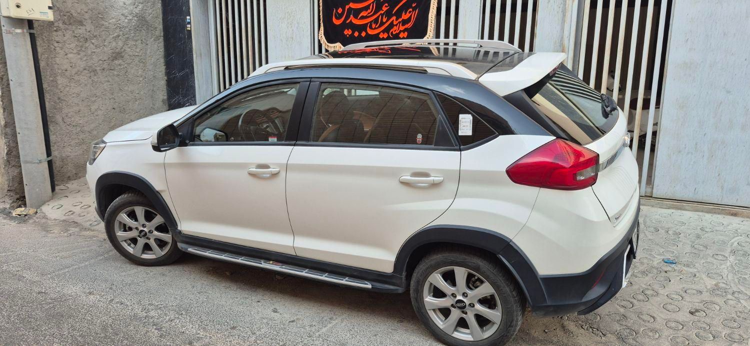 ام وی ام X22 دنده ای اسپرت لاکچری - 1400
