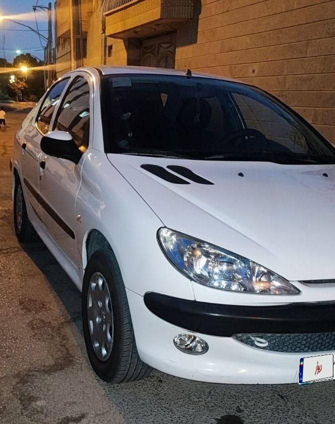 پژو ۲۰۶ صندوق دار v8 - 1395