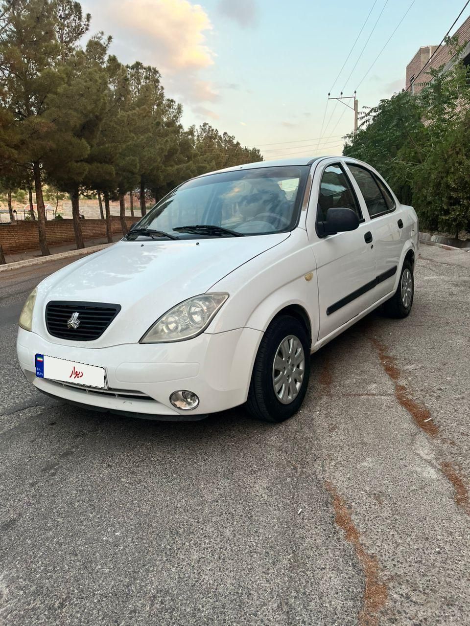 تیبا صندوق دار SX - 1390