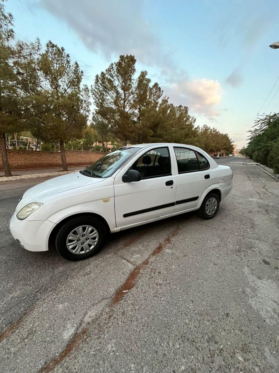 تیبا صندوق دار SX - 1390