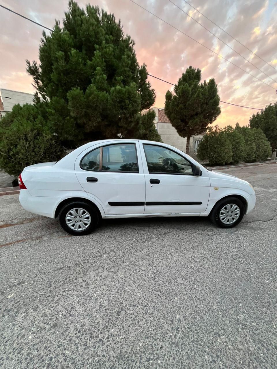 تیبا صندوق دار SX - 1390