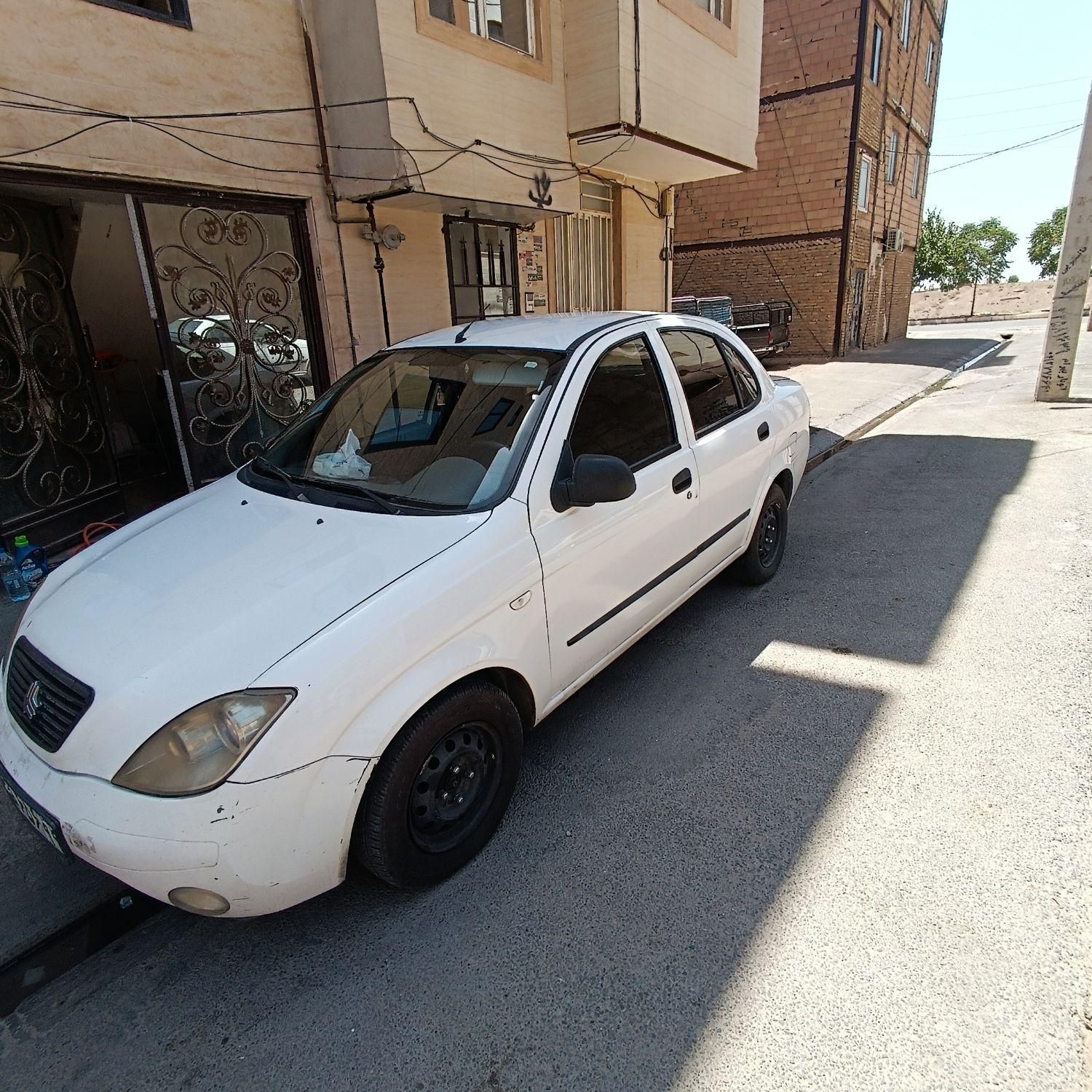 تیبا صندوق دار SX - 1395