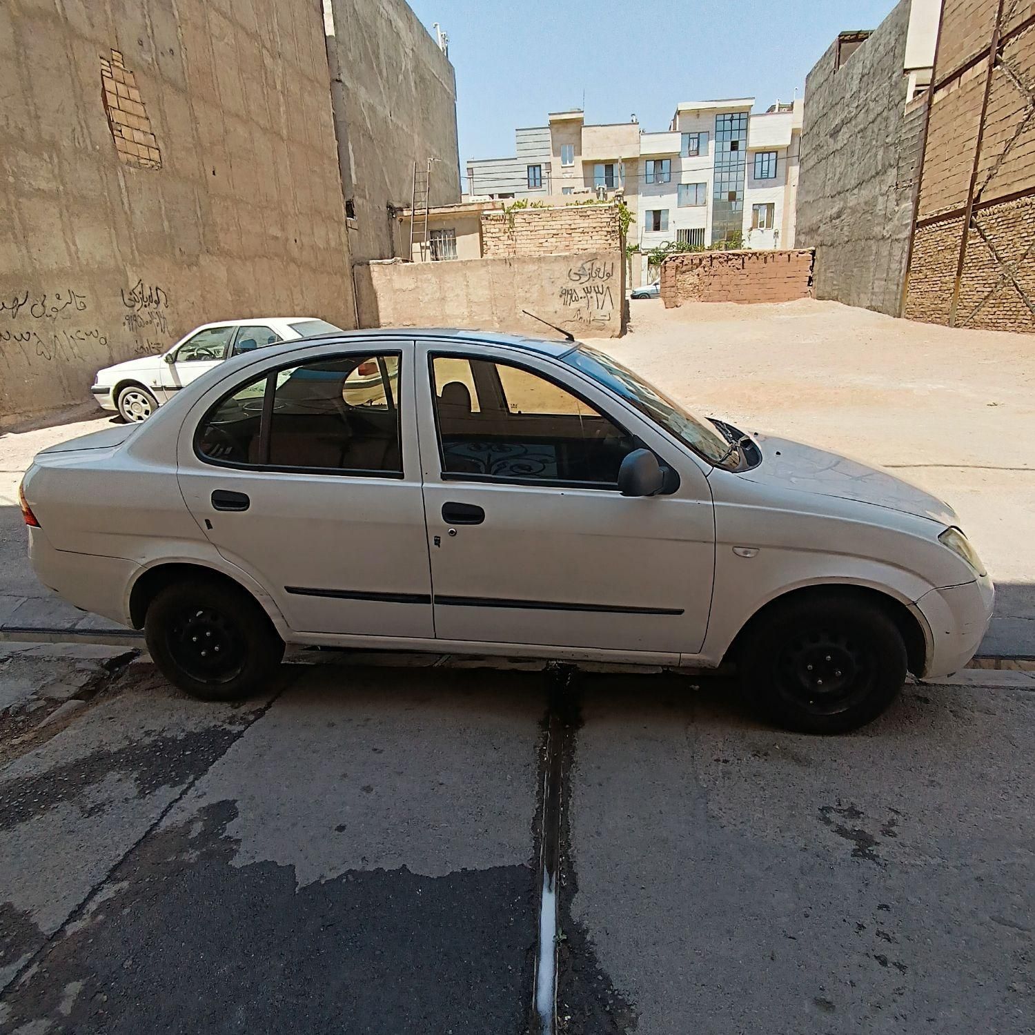تیبا صندوق دار SX - 1395