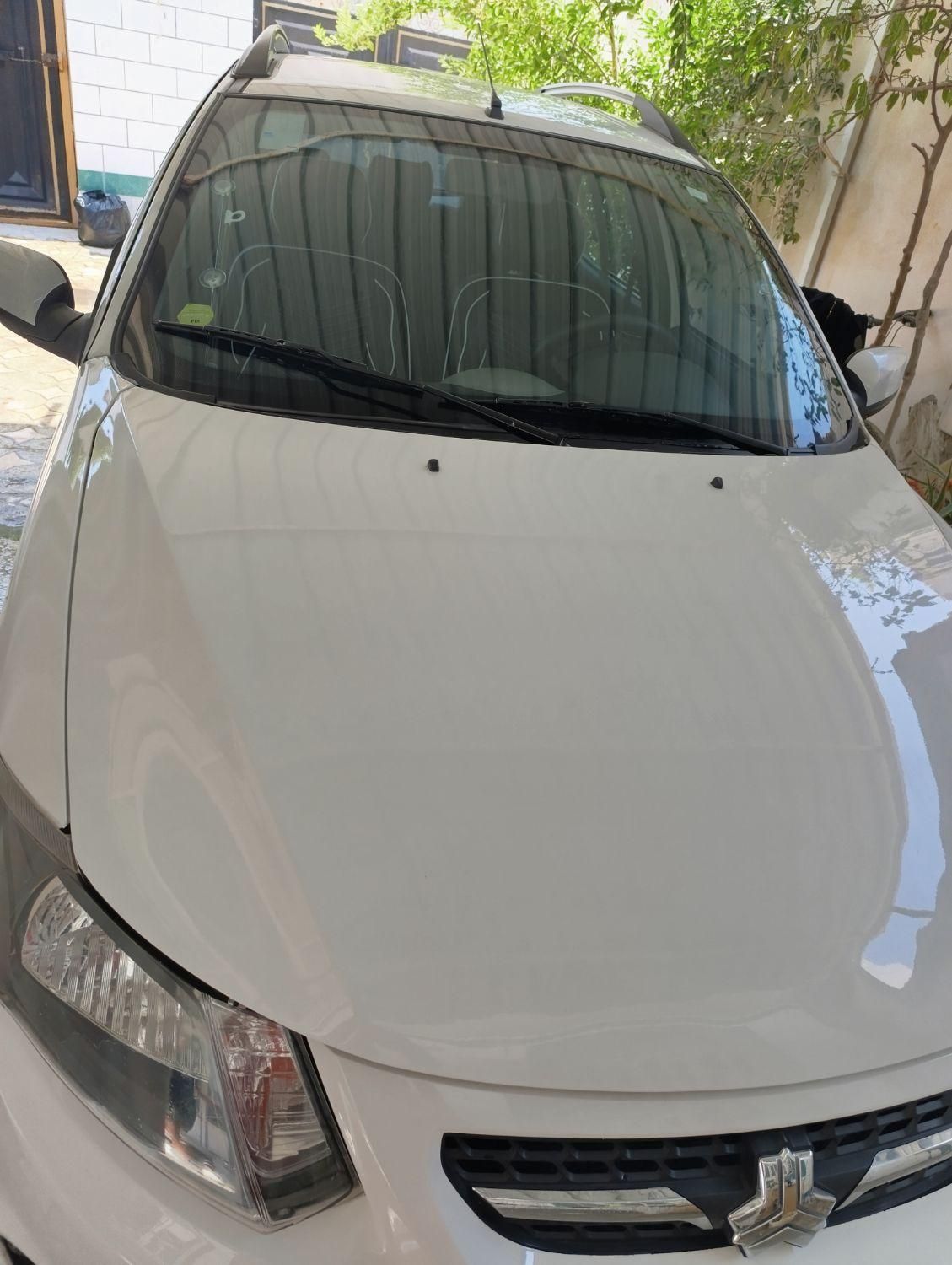 خودرو کوییک، معمولی آگهی ann_19498913