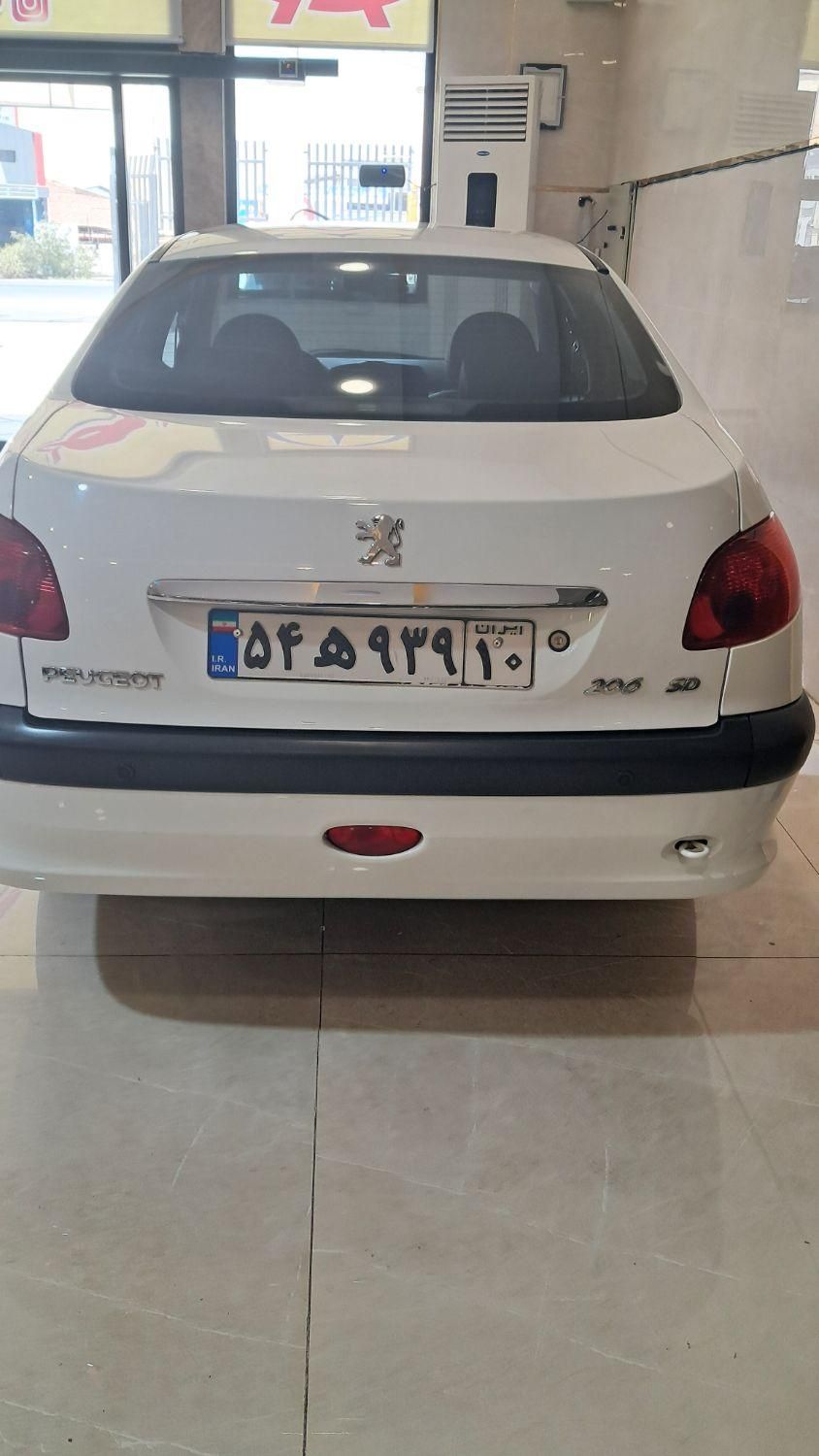 پژو ۲۰۶ صندوق دار v8 - 1397