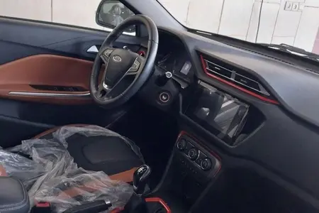 ام وی ام X22 دنده ای اسپرت لاکچری - 1402