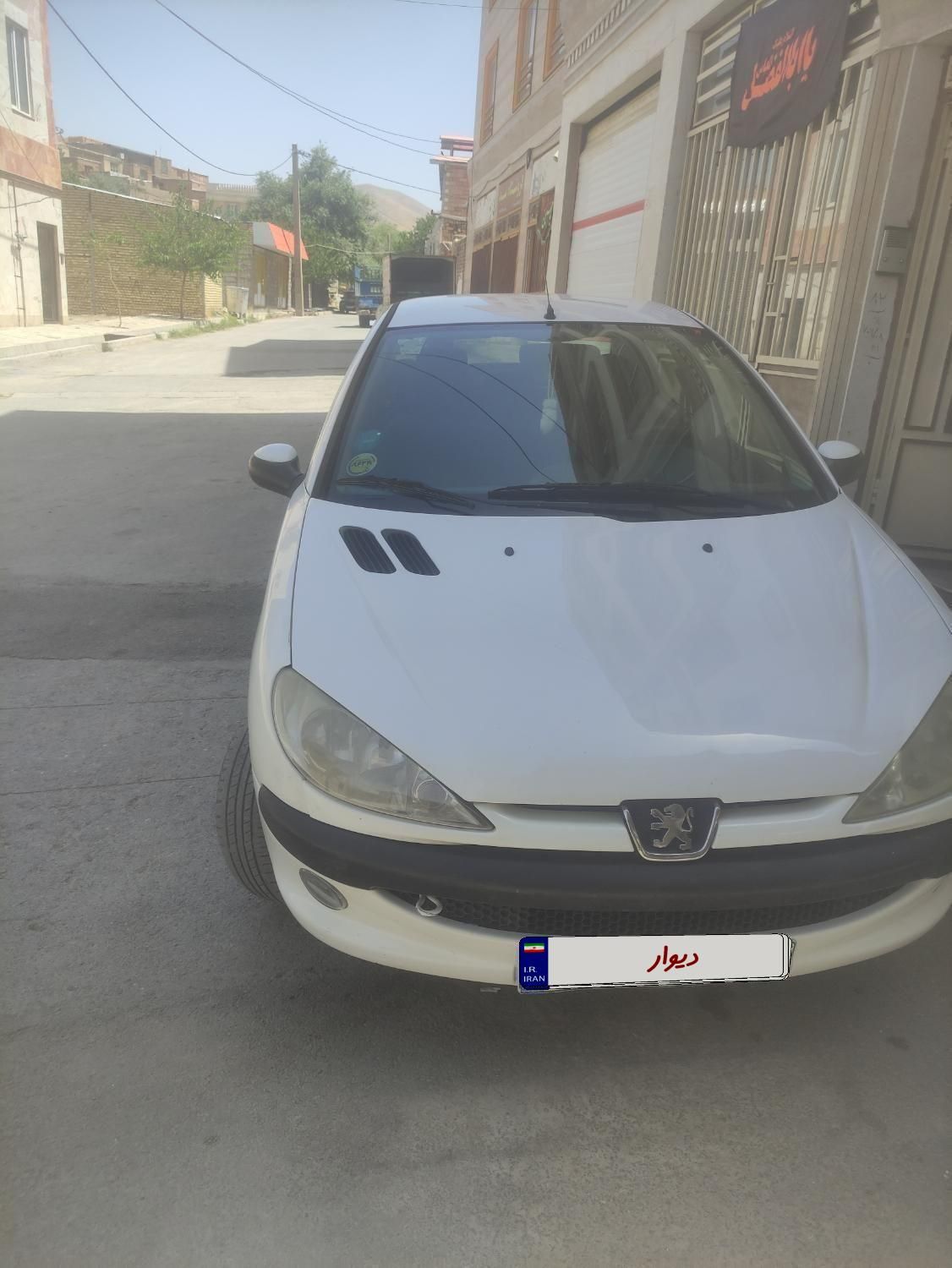 پژو ۲۰۶ صندوق دار v8 - 1390