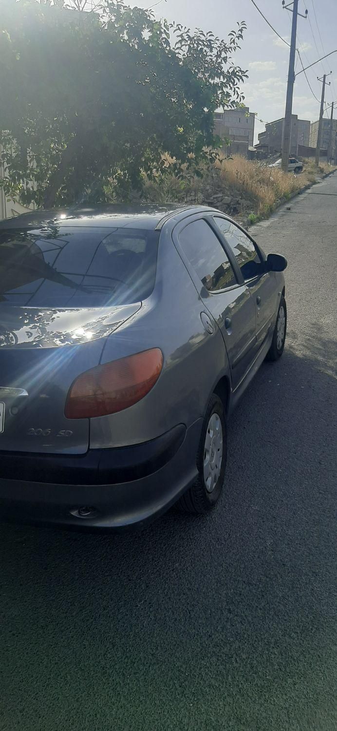 پژو ۲۰۶ صندوق دار v20 - 1389