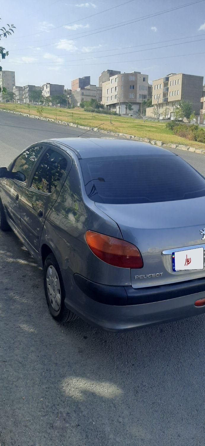 پژو ۲۰۶ صندوق دار v20 - 1389