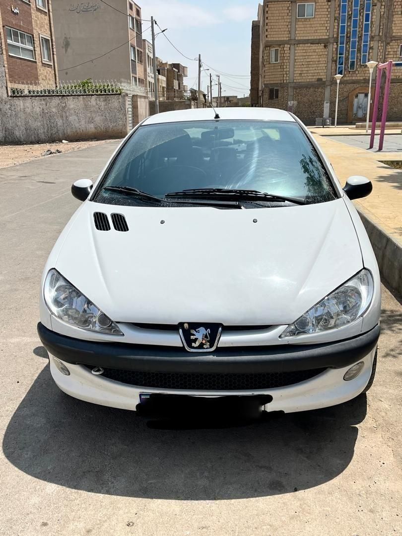 پژو ۲۰۶ صندوق دار v8 - 1396