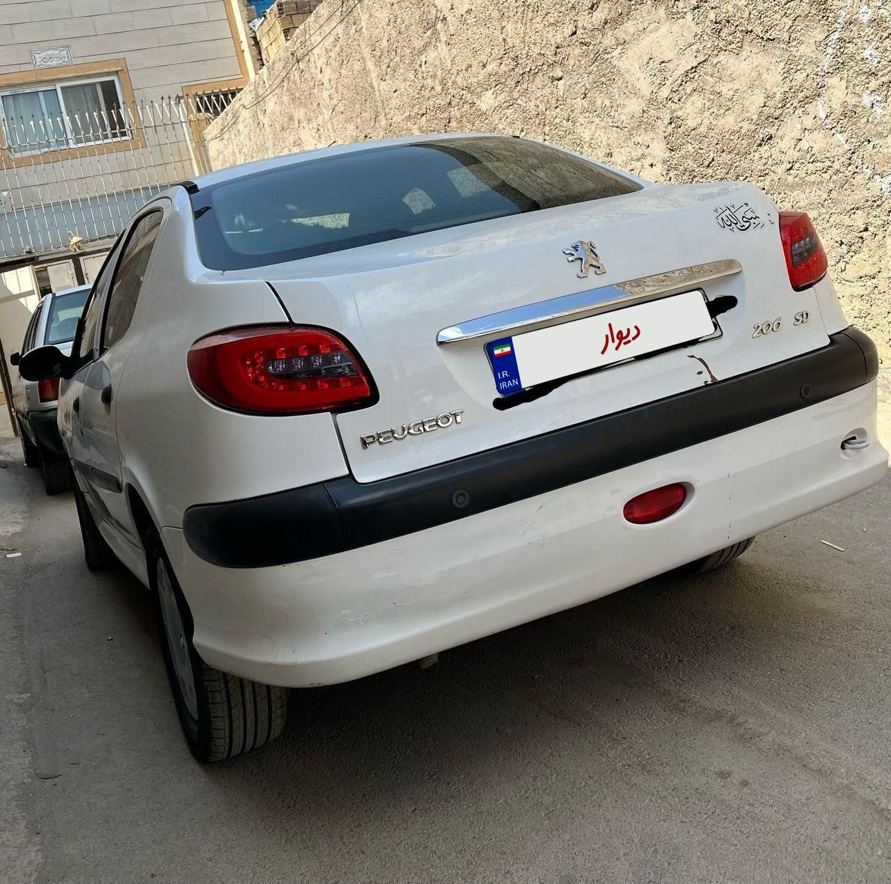 پژو ۲۰۶ صندوق دار v8 - 1396