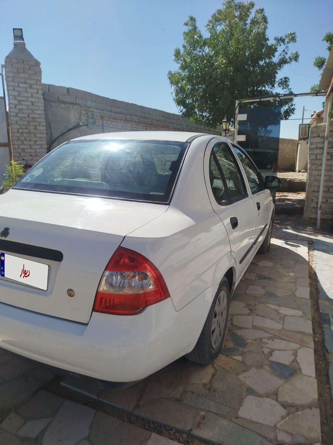 تیبا صندوق دار SX - 1400