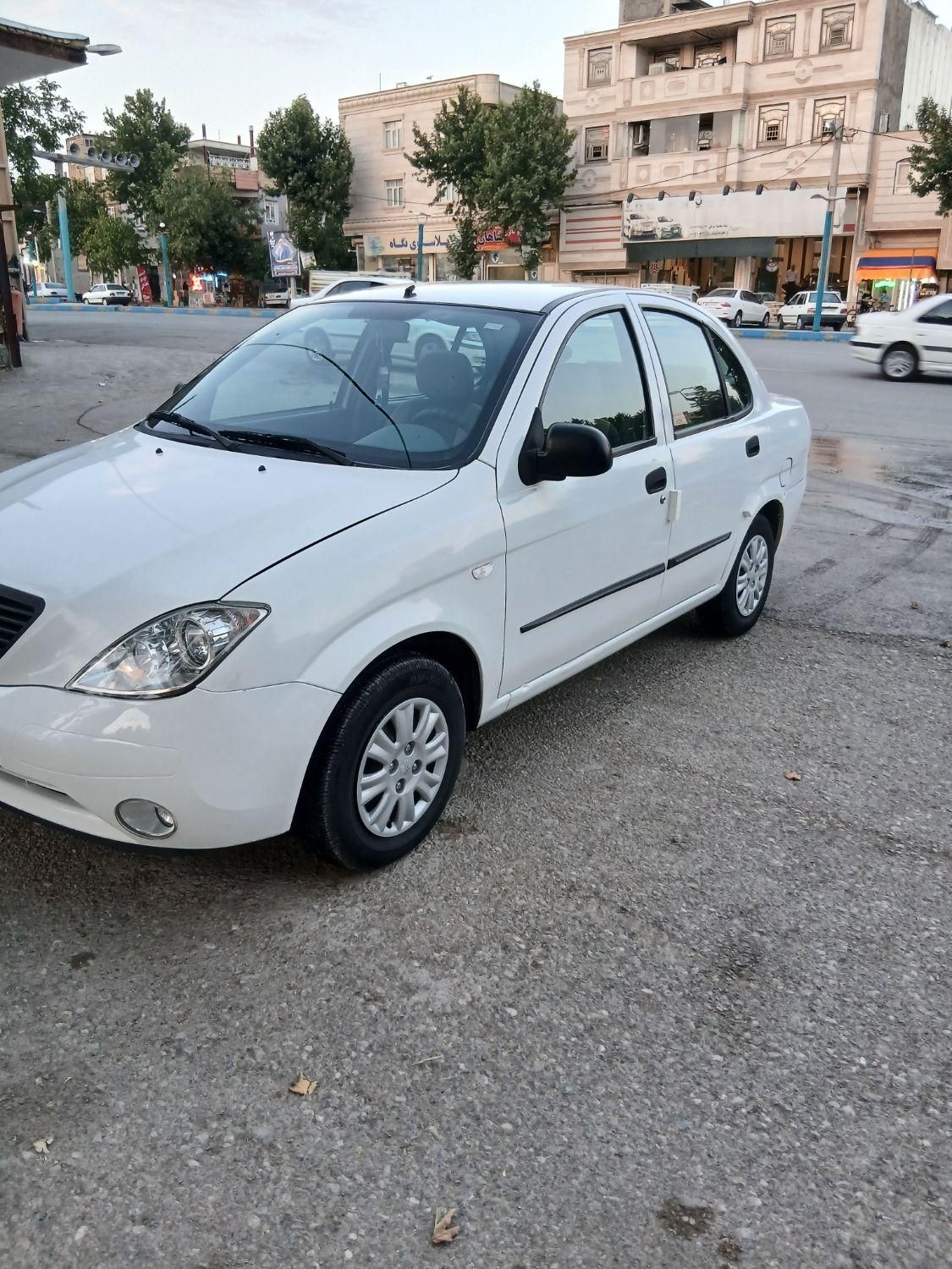 تیبا صندوق دار SX - 1399