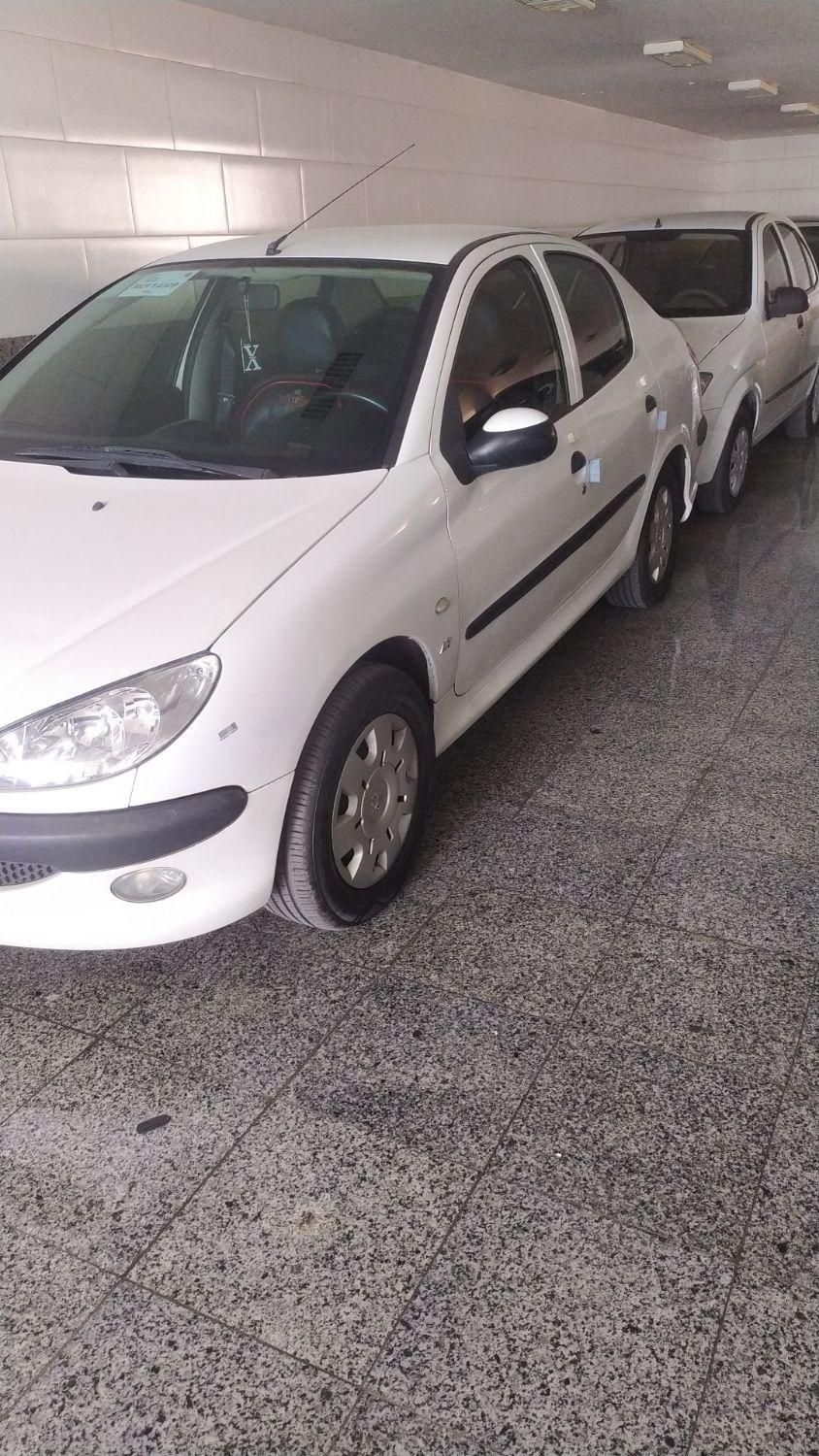 پژو ۲۰۶ صندوق دار v8 - 1395