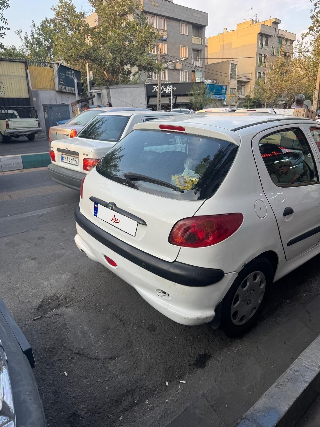 پژو 206 تیپ 5 - 1396