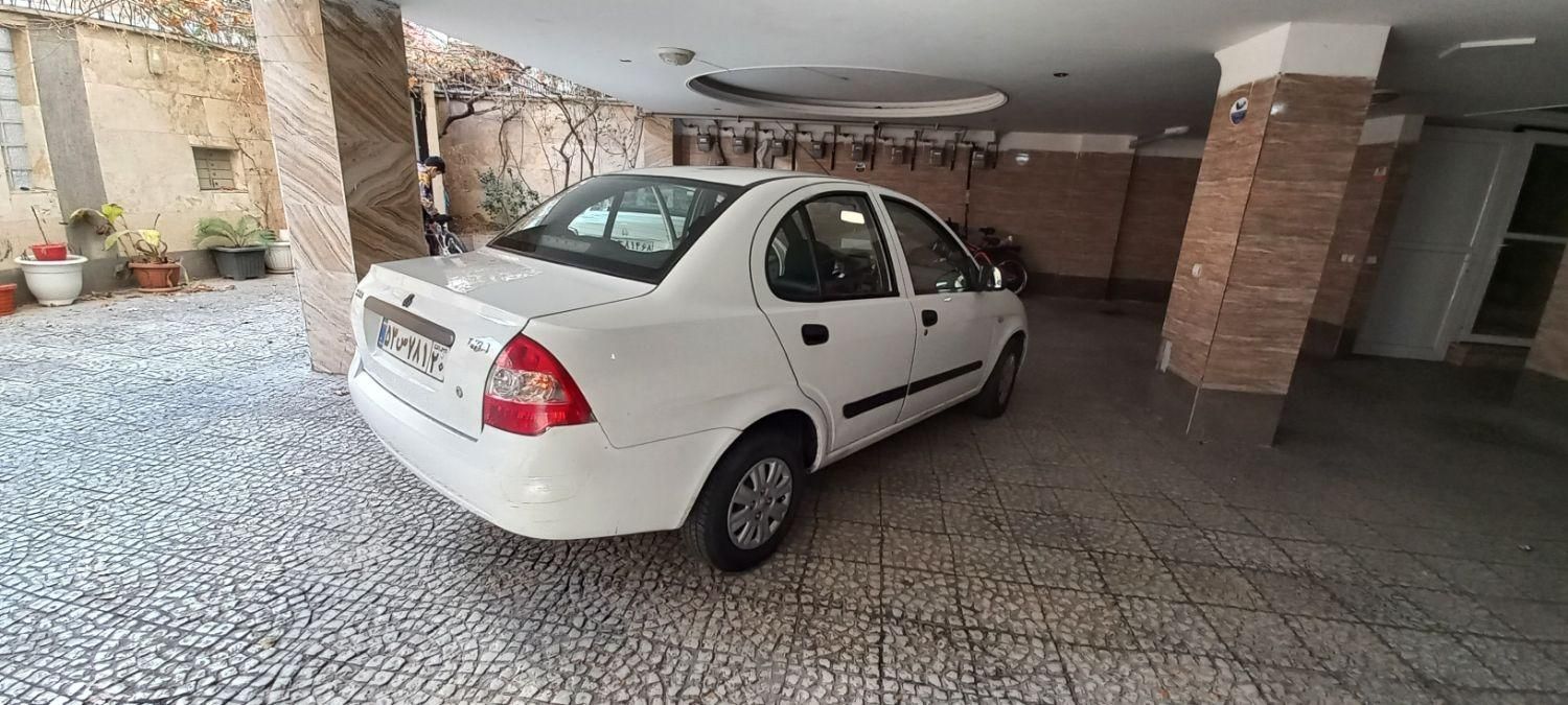 تیبا صندوق دار SX - 1391