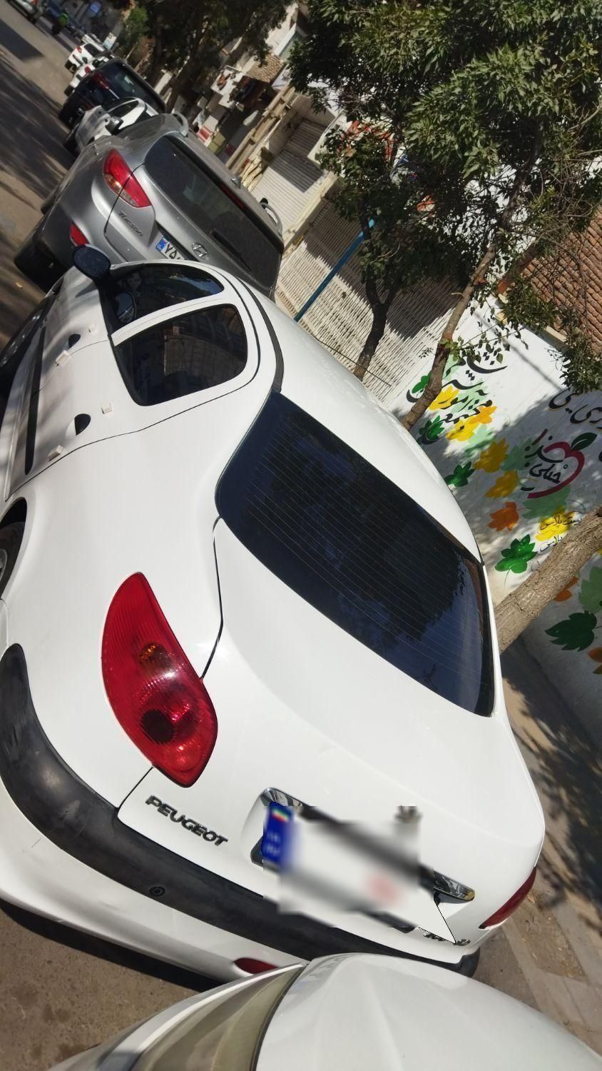 پژو ۲۰۶ صندوق دار v8 - 1396