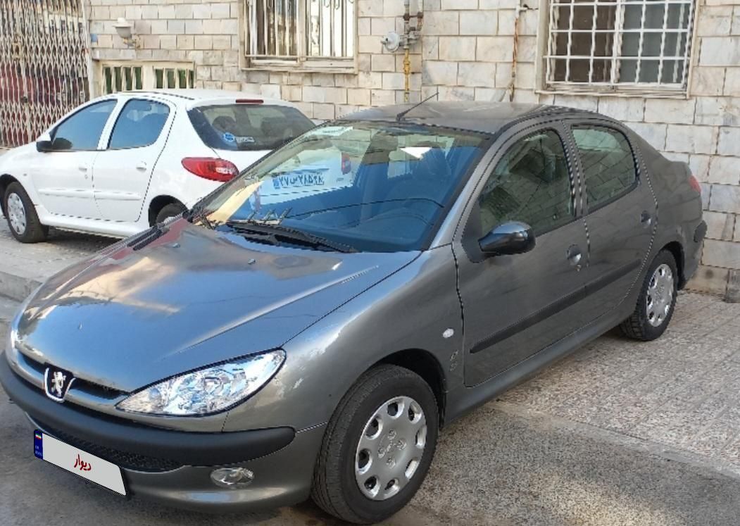 پژو ۲۰۶ صندوق دار v8 - 1394