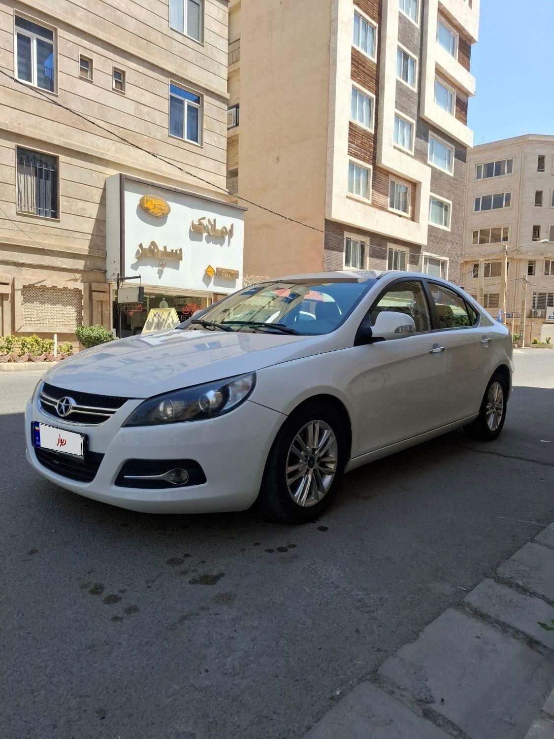 جک J5 اتوماتیک - 1396