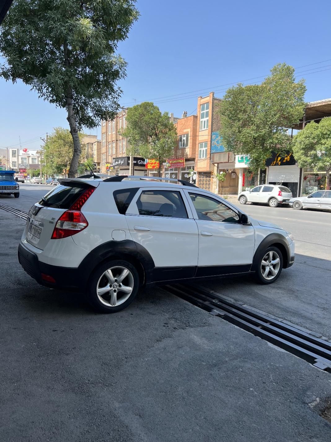 دانگ فنگ H30 کراس اتوماتیک - 1396
