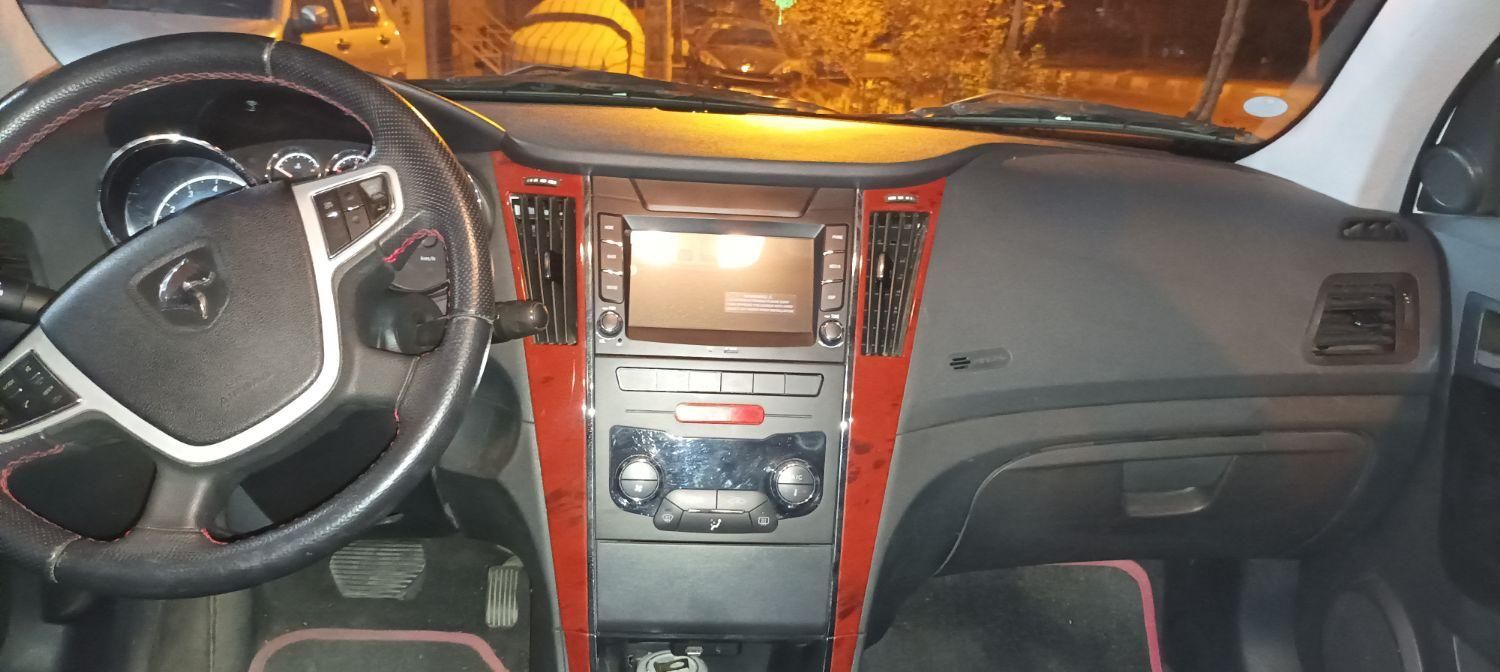 دنا پلاس توربو اتوماتیک - 1402