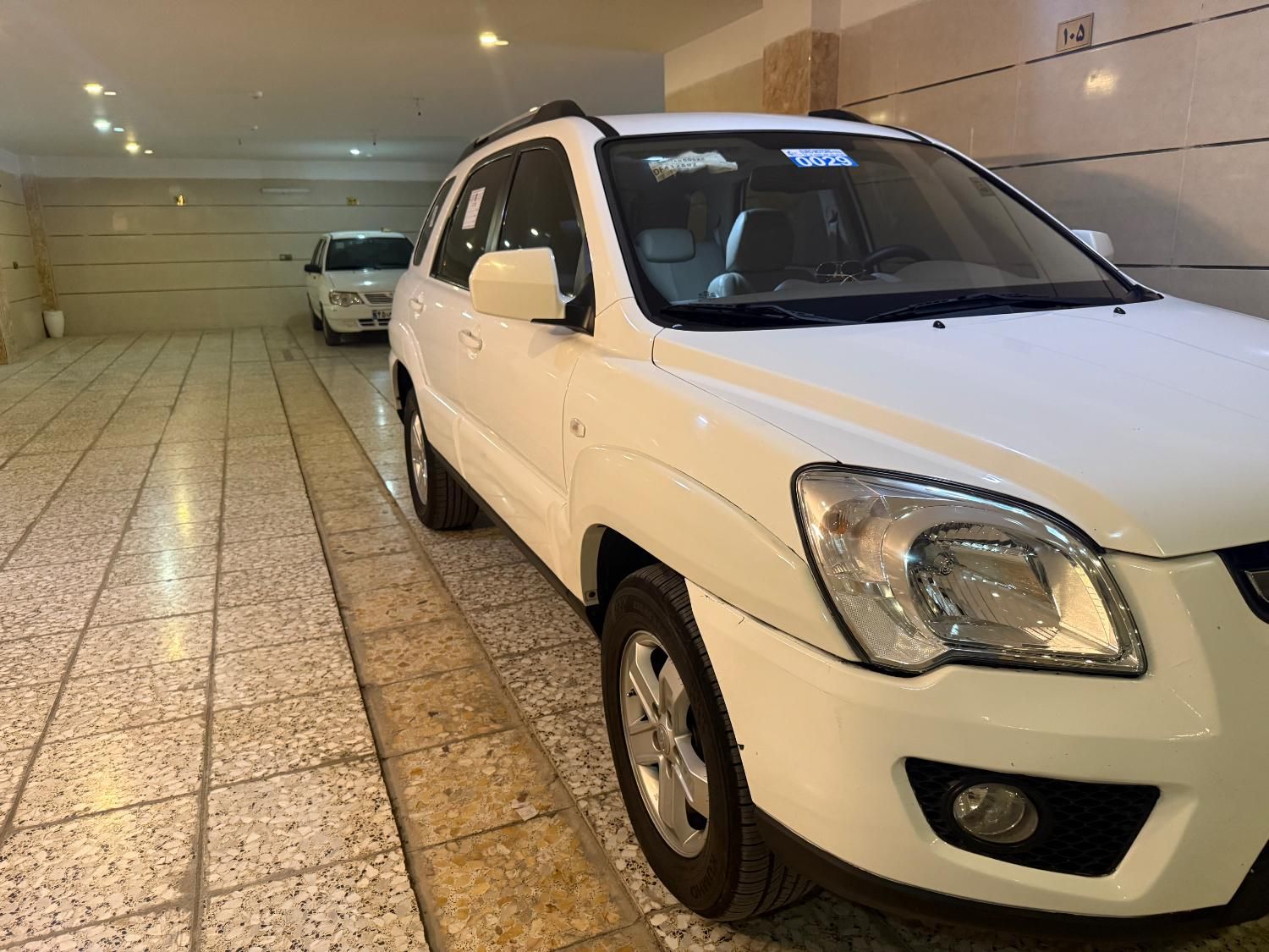کیا اسپورتیج 6 سیلندر 2700cc - 2010