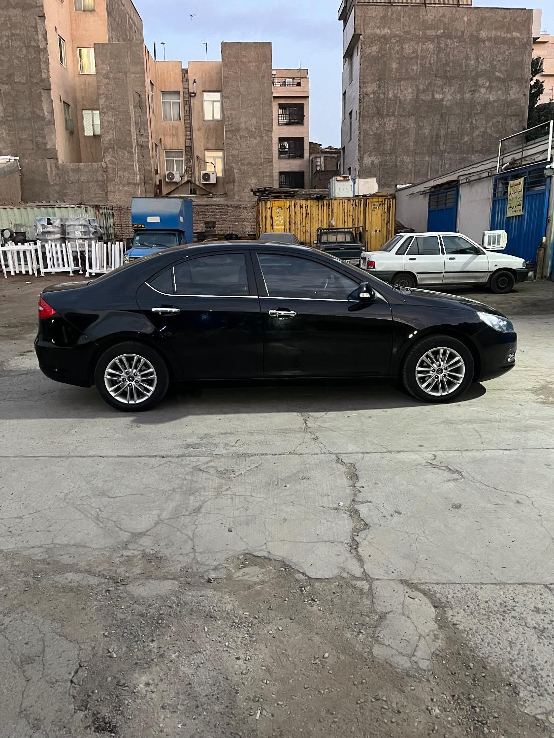 جک J5 اتوماتیک - 1393