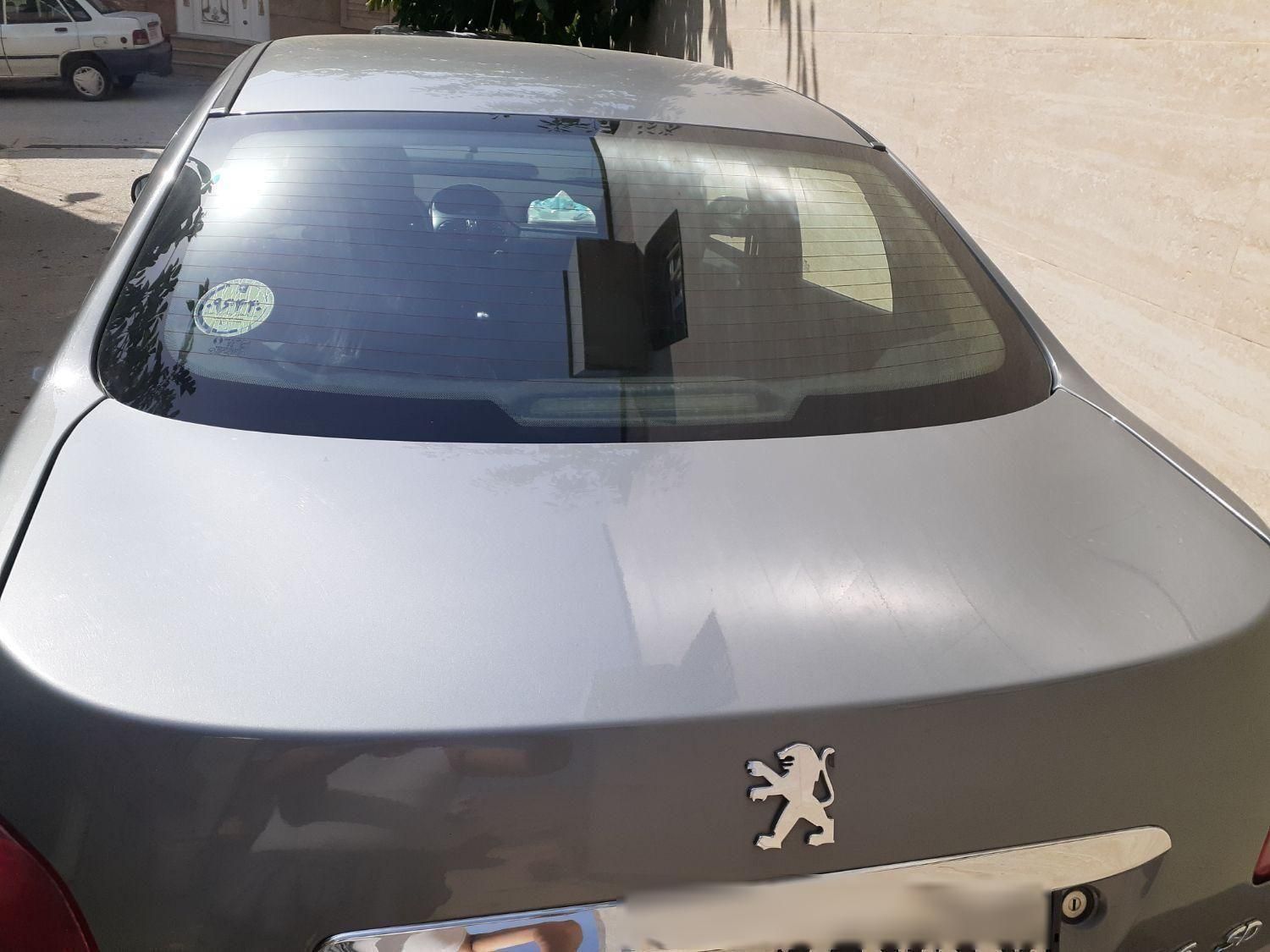 پژو ۲۰۶ صندوق دار v8 - 1398