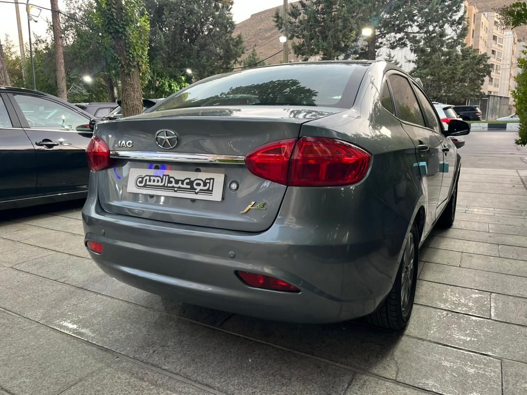 جک J4 اتوماتیک ساده - 1401